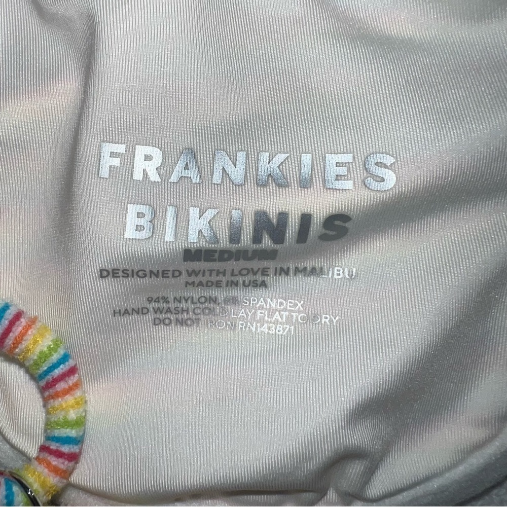 Frankies Bikinis Womens Bikini Top Size M Terry Vacation Beach Resort - Picture 6 of 6